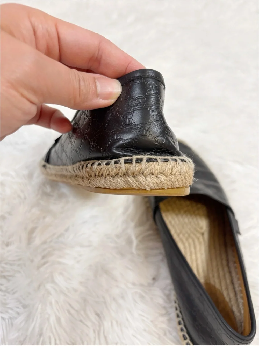 Gucci Black Embossed Leather slip on Espadrille Flats size 39 women - Picture 12 of 14